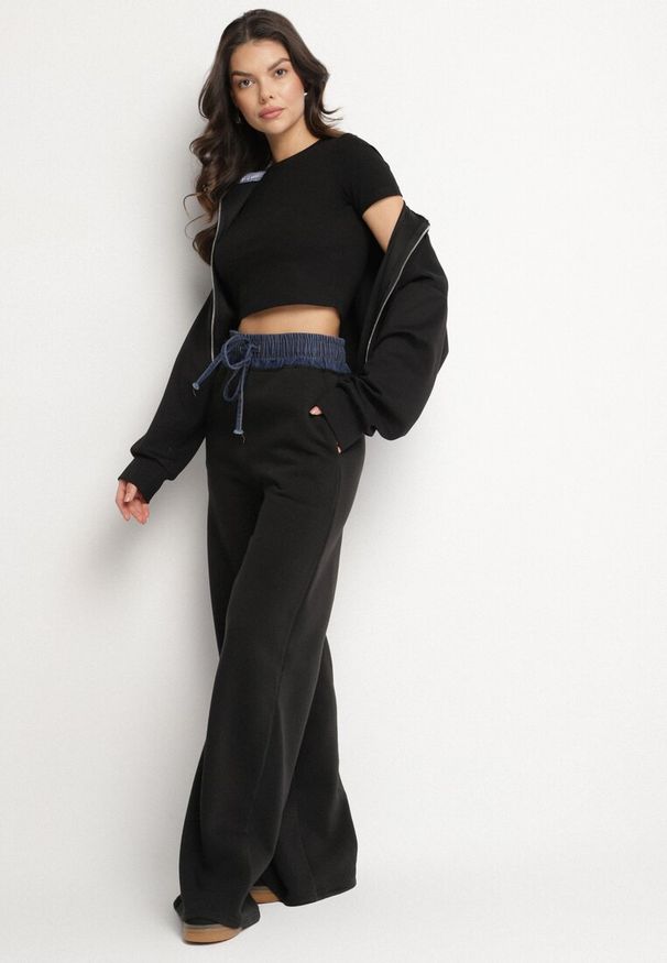 Born2be - Czarne Szerokie Spodnie z Bawełną Wysokim Stanem i Wstawką Imitującą Jeans Tannira. Stan: podwyższony. Kolor: czarny. Materiał: bawełna, jeans. Styl: klasyczny