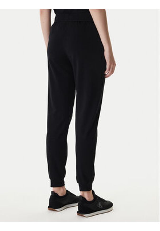 Hugo - HUGO Spodnie dresowe 50556326 Czarny Regular Fit. Kolor: czarny. Materiał: bawełna