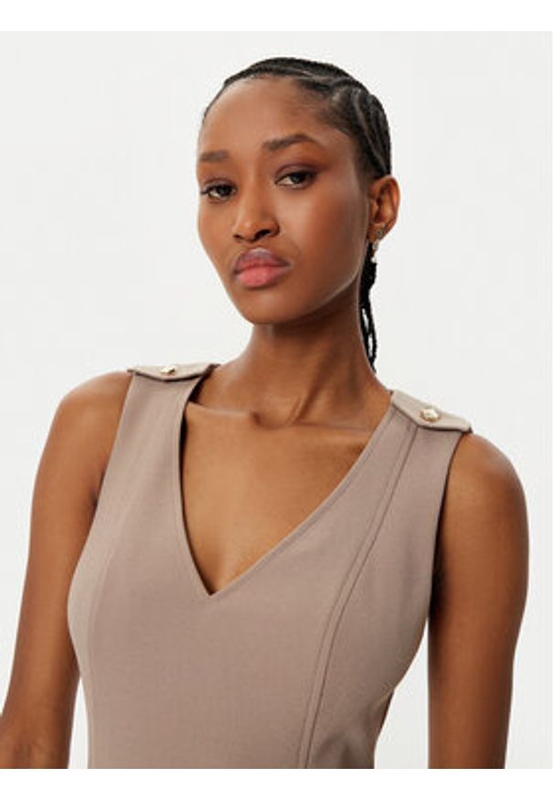 Marciano Guess Sukienka koktajlowa 5RGK10 6302A Beżowy Bodycon Fit. Kolor: beżowy. Materiał: syntetyk. Typ sukienki: bodycon. Styl: wizytowy