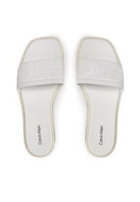 Calvin Klein Klapki Flat Slide He HW0HW01989 Biały. Kolor: biały. Materiał: materiał #3