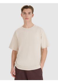 4f - 4F T-shirt oversize gładki uniseks - beżowy M. Okazja: na co dzień. Kolor: beżowy. Materiał: dzianina, bawełna, jersey. Długość rękawa: krótki rękaw. Długość: krótkie. Wzór: gładki. Styl: klasyczny, sportowy, casual