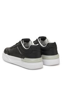 Armani Exchange Sneakersy XUX219 XV857 K001 Czarny. Kolor: czarny. Materiał: skóra