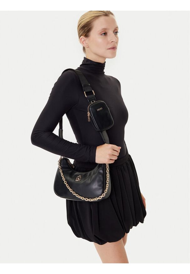 Liu Jo Torebka S Hobo AF5180 E0077 Czarny. Kolor: czarny. Materiał: skórzane