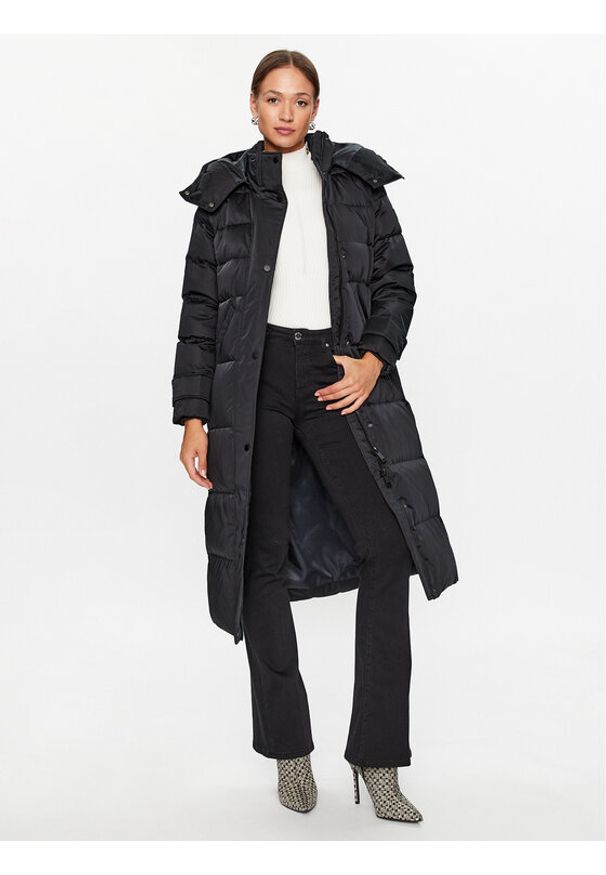 Guess Kurtka puchowa W3BL41 WFSW2 Czarny Regular Fit. Kolor: czarny. Materiał: syntetyk. Sezon: zima