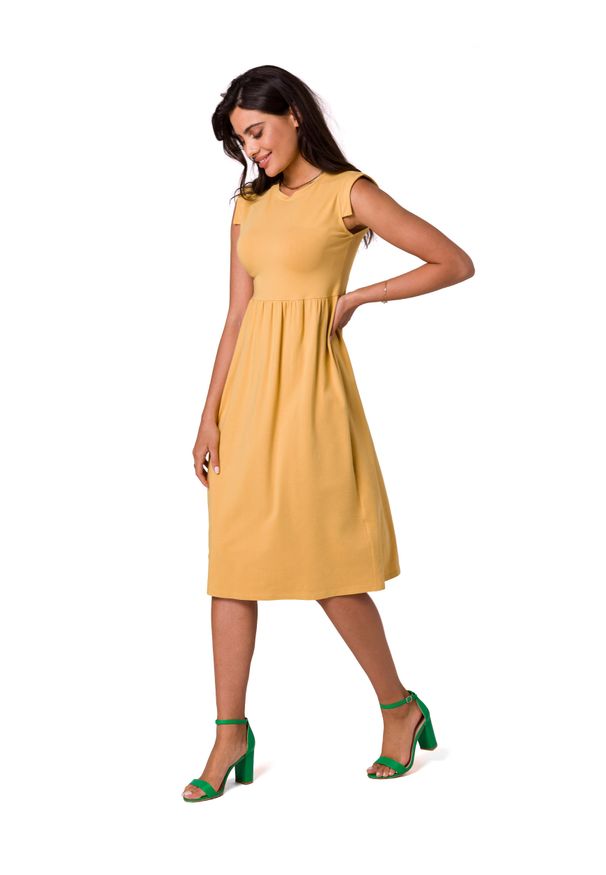 MOE - Lekko Rozkloszowana Sukienka z Podwyższoną Talią - Miodowa. Kolor: pomarańczowy. Materiał: bawełna, elastan