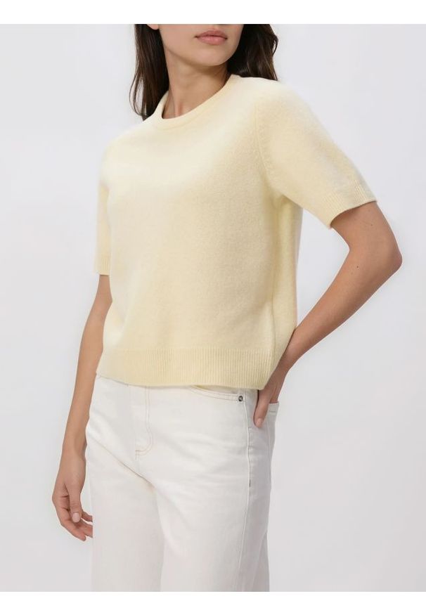 Reserved - Wełniany sweter - jasnożółty. Kolor: żółty. Materiał: wełna