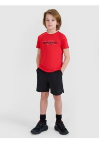 4f - 4F Spodenki sportowe szybkoschnące chłopięce - czarne 146/152 (10-12 lat). Kolor: czarny. Materiał: dzianina, elastan, włókno, syntetyk, materiał. Długość: krótkie. Wzór: gładki, jednolity, ze splotem. Sezon: lato. Styl: sportowy #1