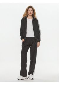 Replay Bluza W3403.000.74934 Czarny Regular Fit. Kolor: czarny. Materiał: syntetyk