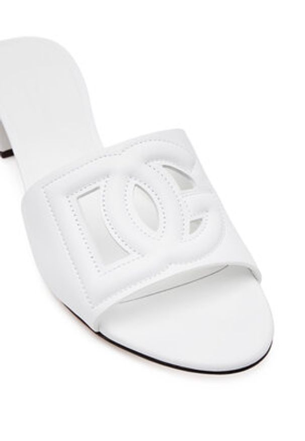 DOLCE & GABBANA - Dolce&Gabbana Klapki CR1755 AY329 Biały. Kolor: biały. Materiał: skóra