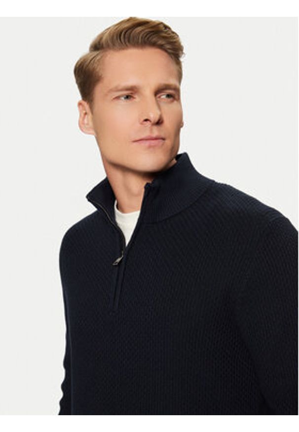 s.Oliver Sweter 2150765 Granatowy Regular Fit. Kolor: niebieski. Materiał: bawełna
