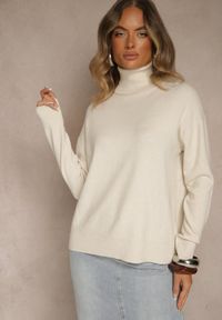 Renee - Jasnobeżowy Golf z Dodatkiem Kaszmiru z Przeszyciami po Bokach Avenella. Okazja: na spotkanie biznesowe. Typ kołnierza: golf. Kolor: beżowy. Materiał: kaszmir. Styl: biznesowy, elegancki, klasyczny #5