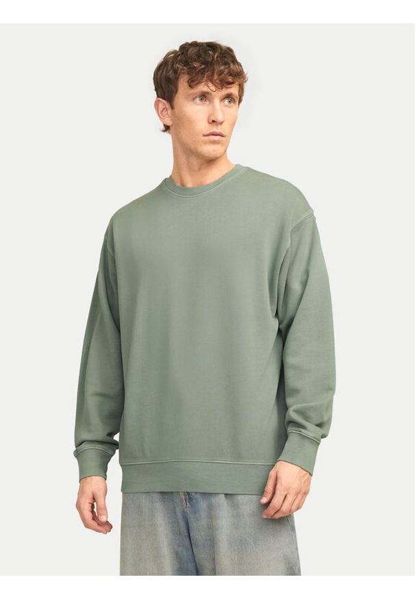 Jack & Jones Bluza Charge 12268273 Zielony Loose Fit. Kolor: zielony. Materiał: bawełna