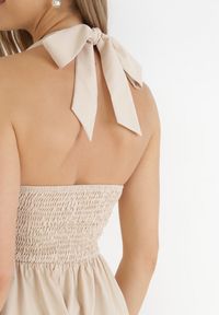 Born2be - Beżowa Rozkloszowana Sukienka z Wiązaniem na Szyi Nosalae. Kolor: beżowy. Typ sukienki: kopertowe #3