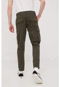 Only & Sons spodnie męskie kolor zielony w fasonie cargo. Okazja: na co dzień. Kolor: zielony. Materiał: bawełna, tkanina. Wzór: gładki. Styl: casual