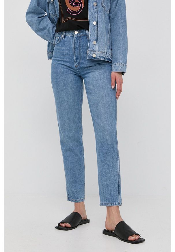 GESTUZ - Gestuz jeansy Dena damskie high waist. Stan: podwyższony. Kolor: niebieski