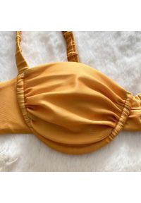 Intica - Bikini z marszczeniem elastyczne na plażę i basen Slavejka. Kolor: złoty. Materiał: tkanina, materiał #3