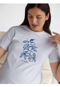 Reserved - Bawełniany t-shirt z nadrukiem - biały. Kolor: biały. Materiał: bawełna. Wzór: nadruk