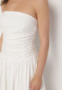 Born2be - Biała Sukienka z Bawełny Typu Bodycon Filarose. Okazja: na co dzień, na imprezę, na randkę. Kolor: biały. Materiał: bawełna. Typ sukienki: bodycon. Styl: klasyczny, elegancki, casual #6