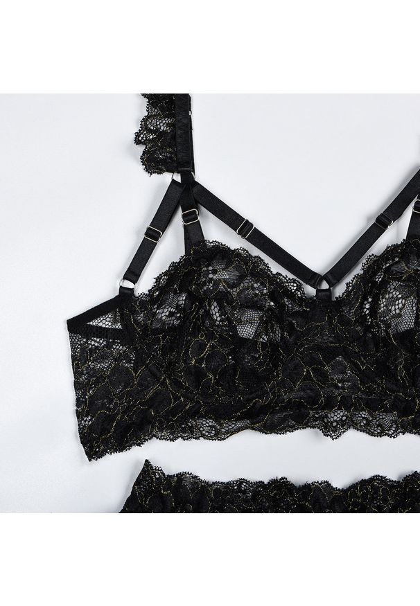Intica - Komplet bielizny z falbanką i koronką dla kobiet Leontine. Kolor: czarny. Materiał: koronka. Wzór: koronka