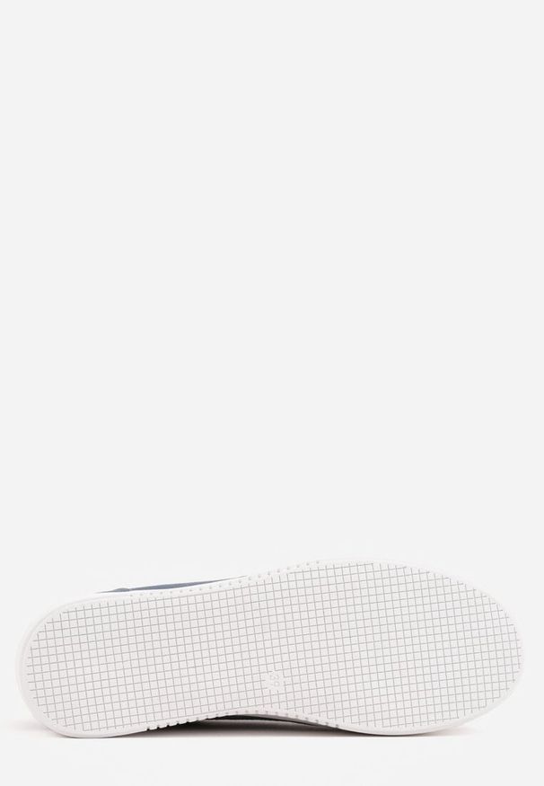 Born2be - Niebieskie Sneakersy ze Skóry Naturalnej na Grubej Podeszwie z Metaliczną Ozdobą Sabypise. Okazja: na co dzień. Kolor: niebieski. Materiał: skóra. Wzór: aplikacja