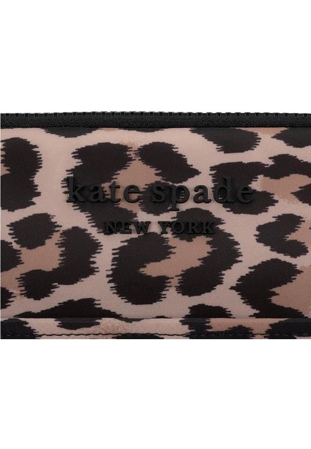Etui Kate Spade New York Puffer Sleeve do MacBook Pro 14'' / Notebook 14'' (Classic Leopard). Materiał: puch. Styl: casual, elegancki