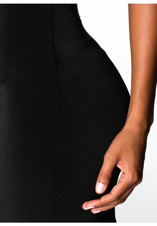 bonprix - Sukienka maxi ze sztrasami w dekolcie z tyłu. Kolor: czarny. Materiał: jersey. Styl: wizytowy, elegancki. Długość: maxi