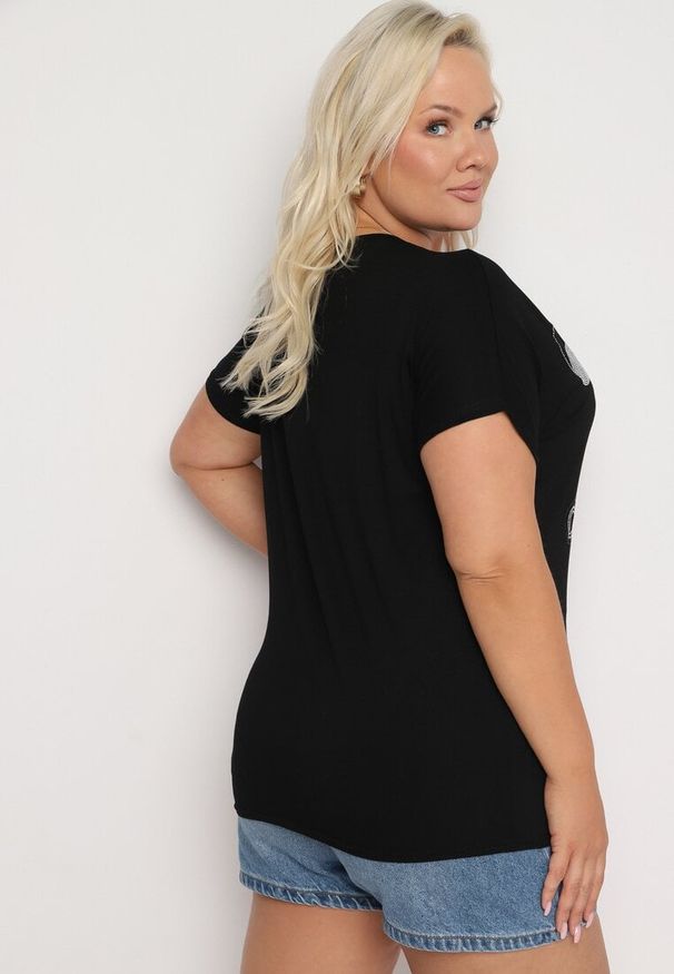 Born2be - Czarny T-shirt z Bawełny Wykończony Cyrkoniami Krissianne. Okazja: na co dzień, do pracy. Kolor: czarny. Materiał: bawełna. Wzór: aplikacja, geometria. Styl: elegancki, casual