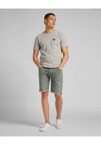 Lee - SZORTY MĘSKIE LEE 5 POCEKT SHORT FADED KHAKI L73ENSUU. Kolor: brązowy #3