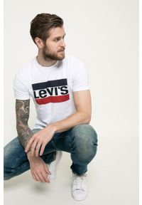 Levi's® - Levi's - T-shirt 39636.0000-white. Okazja: na spotkanie biznesowe, na co dzień. Kolor: biały. Materiał: dzianina. Wzór: nadruk. Styl: biznesowy, casual #1