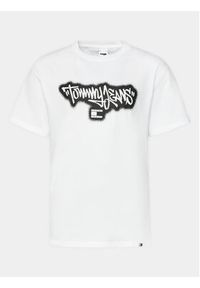 Tommy Jeans T-Shirt Spray DM0DM18272 Biały Regular Fit. Kolor: biały. Materiał: bawełna