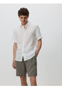 Reserved - Lniane szorty jogger - jasny zielony. Kolor: zielony. Materiał: len #1