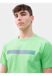 4f - T-shirt regular z nadrukiem męski. Kolor: zielony. Materiał: bawełna. Wzór: nadruk #2