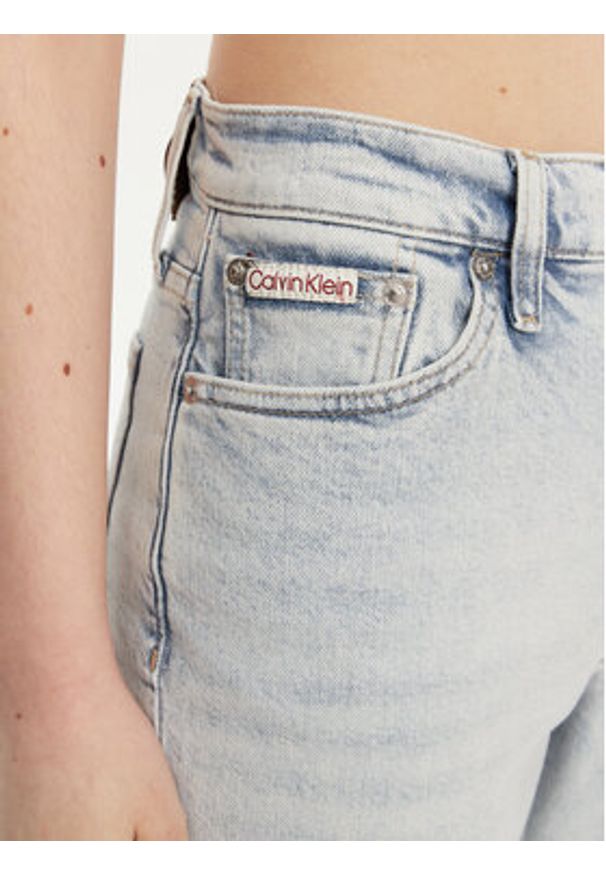 Calvin Klein Jeans Jeansy J20J225139 Niebieski Mom Fit. Kolor: niebieski
