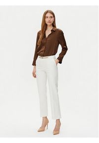 Marciano Guess Spodnie materiałowe 5GGB17 7311A Biały Regular Fit. Kolor: biały. Materiał: bawełna #5