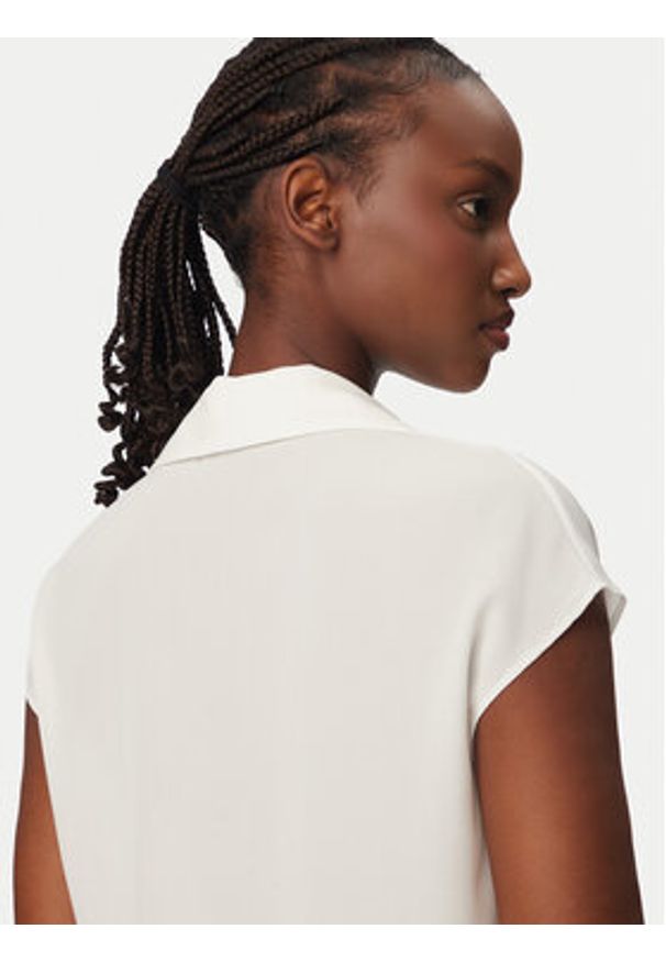 Rinascimento Bluzka CFC0020253002 Biały Regular Fit. Kolor: biały. Materiał: syntetyk