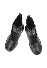 Czarne Botki Vinceza Ocieplane Buty Damskie. Okazja: na co dzień. Zapięcie: zamek. Kolor: czarny. Materiał: skóra. Szerokość cholewki: normalna. Obcas: na obcasie. Styl: klasyczny, casual, elegancki. Wysokość obcasa: niski #3