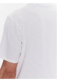 Guess T-Shirt F3GI07 K6XN4 Biały Regular Fit. Kolor: biały. Materiał: bawełna