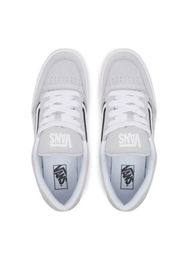 Vans Sneakersy VN000D267VF1 Szary. Kolor: szary. Materiał: skóra, zamsz