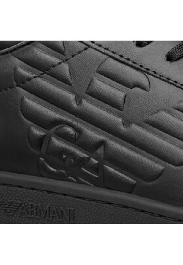 EA7 Emporio Armani Sneakersy X8X001 XCC51 A083 Czarny. Kolor: czarny. Materiał: skóra