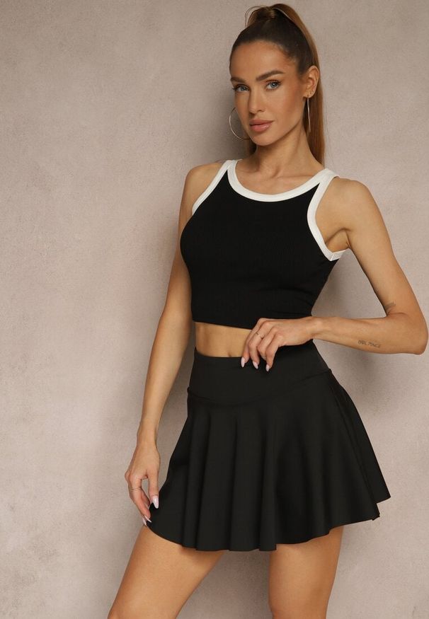 Renee - Czarne Spódnico-Szorty High Waist Lumivine. Okazja: na co dzień. Stan: podwyższony. Kolor: czarny. Styl: elegancki, casual