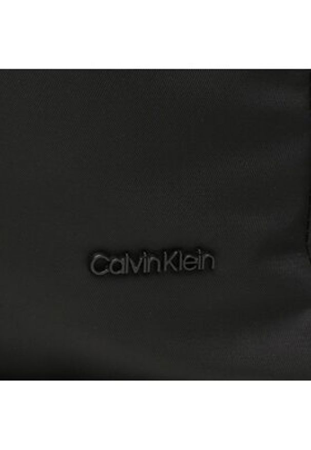 Calvin Klein Torebka Ck Nylon Shopper Md K60K610743 Czarny. Kolor: czarny