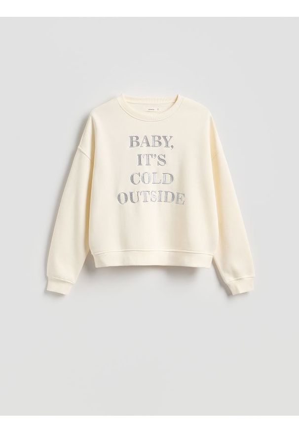 Reserved - Bluza z haftowanym napisem - złamana biel. Materiał: bawełna. Wzór: haft, napisy