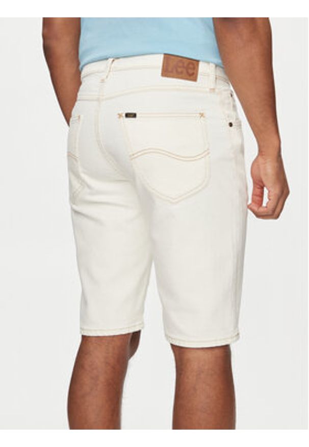 Lee Szorty jeansowe 5 Pocket 112349236 Écru Regular Fit. Kolor: kremowy. Materiał: lyocell, bawełna