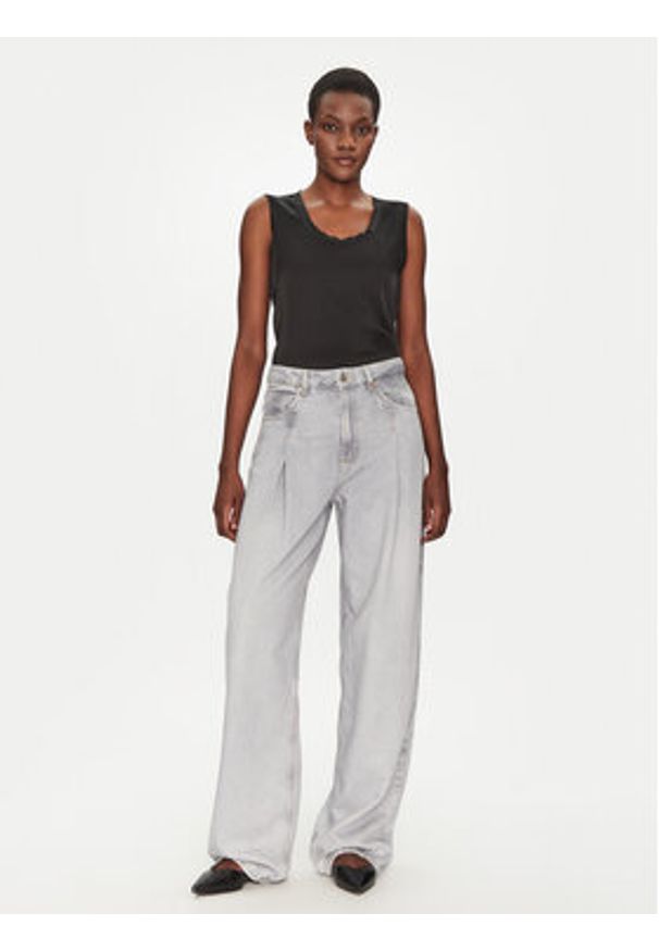 ViCOLO Bluzka TD0006 Czarny Relaxed Fit. Kolor: czarny. Materiał: wiskoza