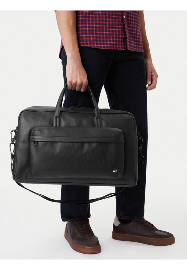 TOMMY HILFIGER - Tommy Hilfiger Torba weekendowa Th Flag Duffle AM0AM14007 Czarny. Kolor: czarny. Materiał: skóra