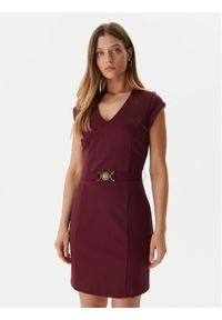 Guess Sukienka koktajlowa W5BK21 KCMU2 Czerwony Slim Fit. Kolor: czerwony. Materiał: syntetyk. Styl: wizytowy #1