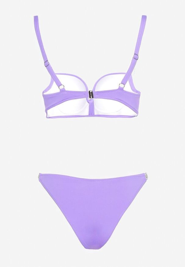 Born2be - Fioletowe Bikini z Usztywnianym Biustonoszem z Regulowanymi Ramiączkami Zdobione Cyrkoniami Sloella. Kolor: fioletowy. Długość: długie. Wzór: aplikacja