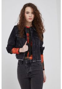 Armani Exchange kurtka jeansowa damska kolor czarny przejściowa. Kolor: czarny. Materiał: jeans