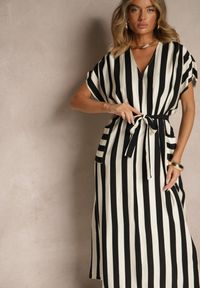 Renee - Czarna Pudełkowa Sukienka z Wiskozą z Motywem Pasków i Wiązaniem Lumierae. Okazja: na co dzień. Kolor: czarny. Materiał: wiskoza. Styl: elegancki, casual #4