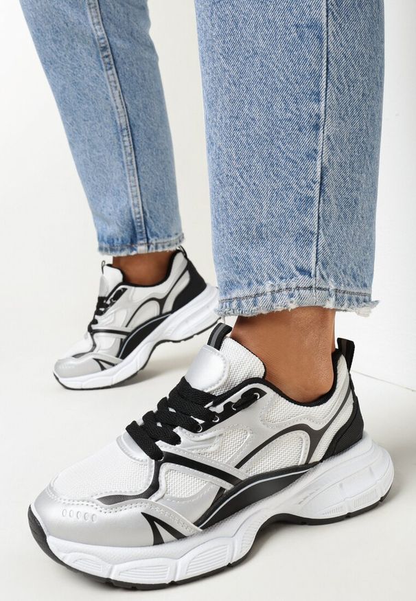 Born2be - Srebrne Sznurowane Sneakersy z Siateczkowymi Wstawkami Hanrietta. Kolor: biały, srebrny. Materiał: jeans